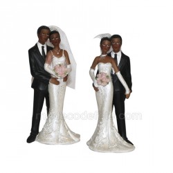 Couple de mariés noirs 