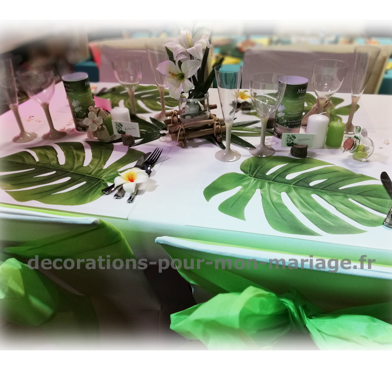 set de table papier motif feuille exotique