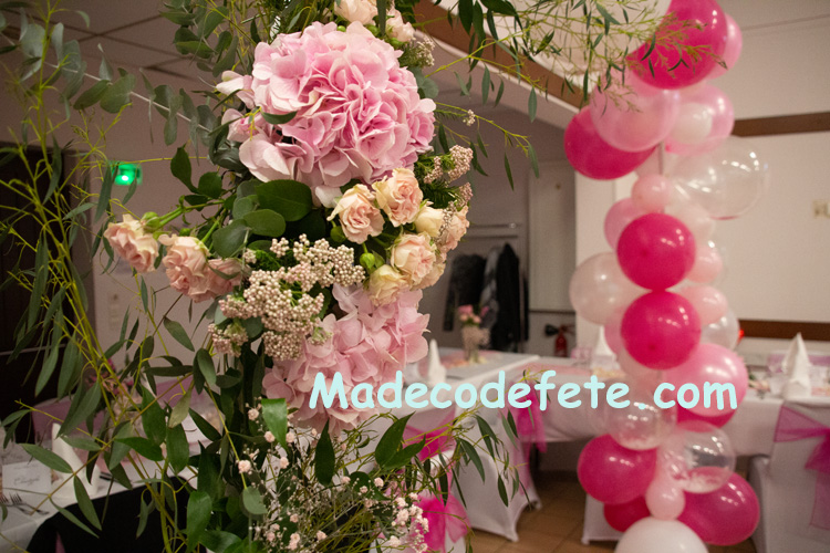 decoration arche fleurie pour bapteme et anniversaire de mariage